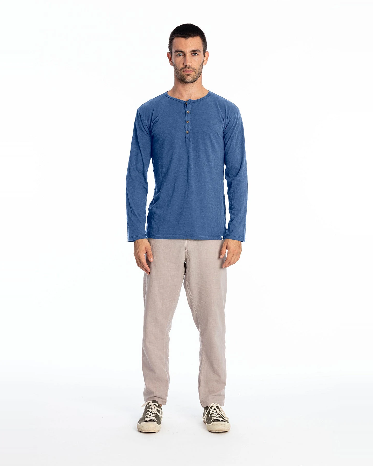 RAVENS VIEW IBIZA Herren vegan Tee Dylan Indigoblau – Ansicht 2