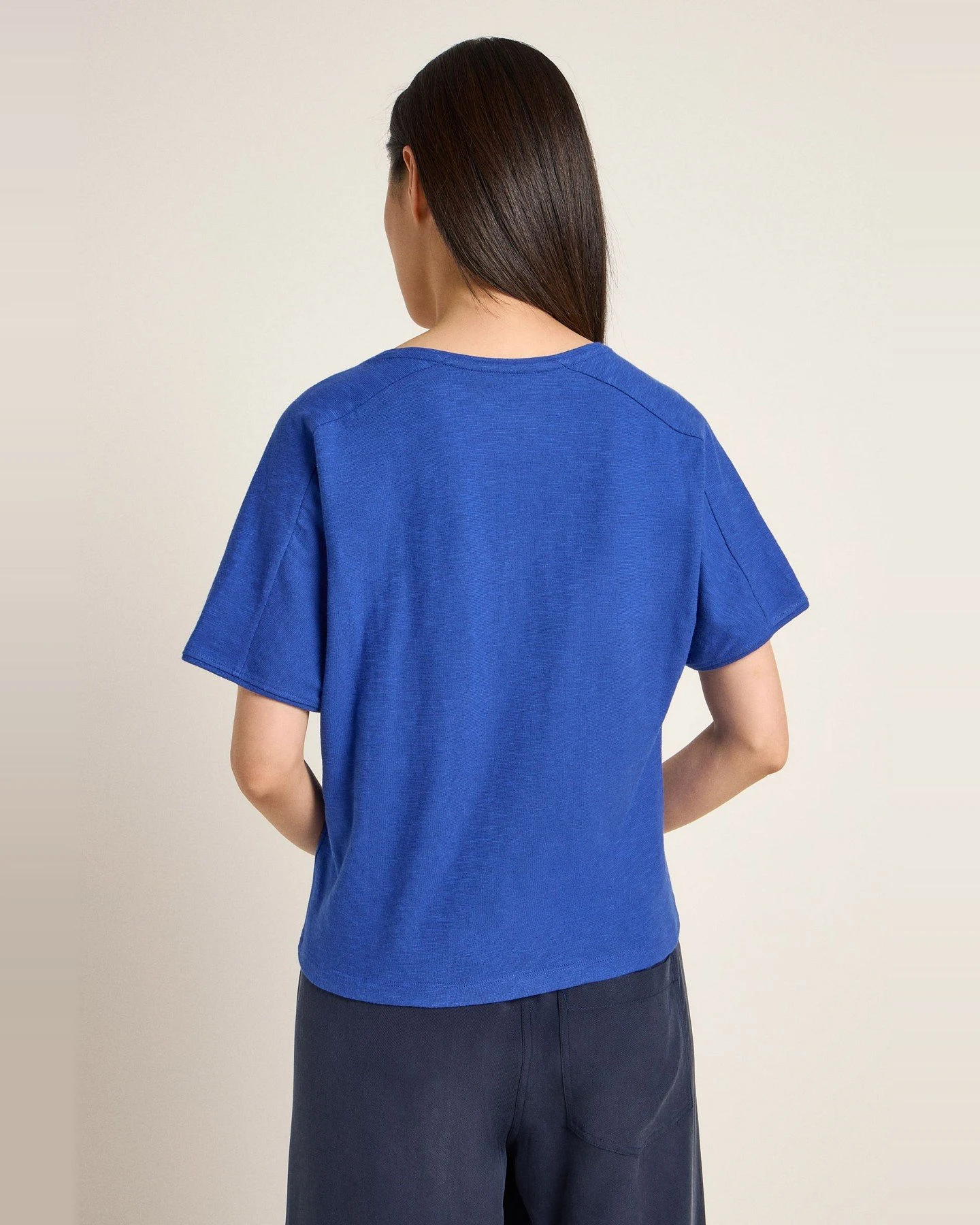 T-Shirt V-Ausschnitt – Ansicht 6