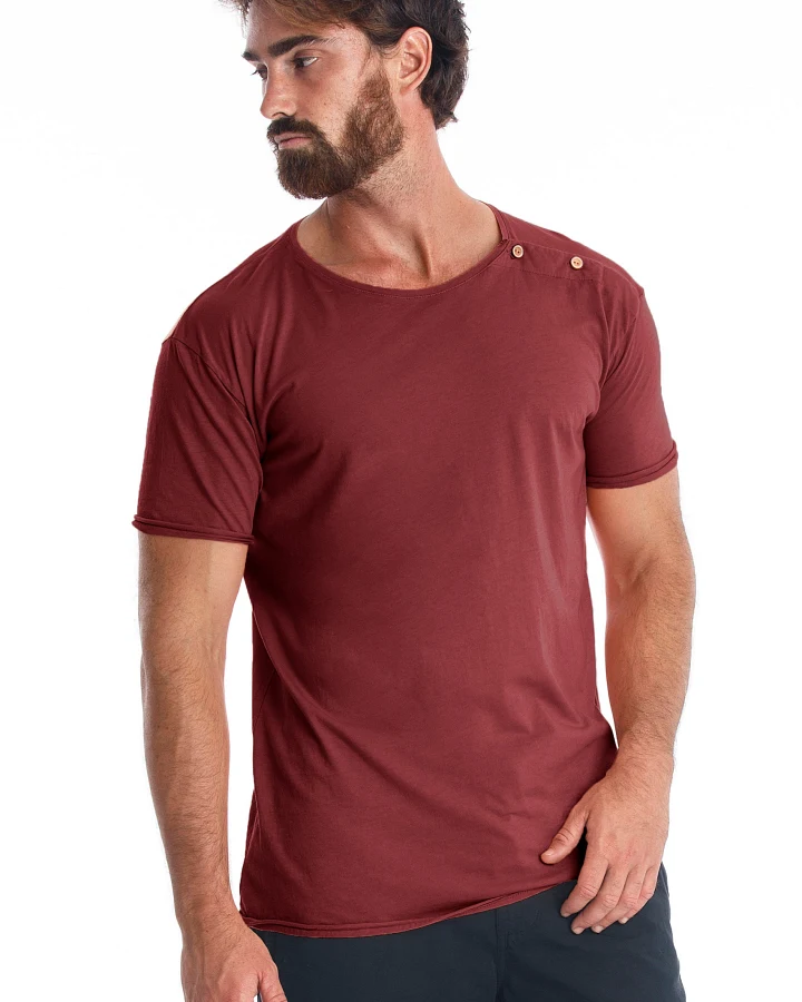 RAVENS VIEW IBIZA Herren vegan Tee Egan Knopf Dunkel Granat