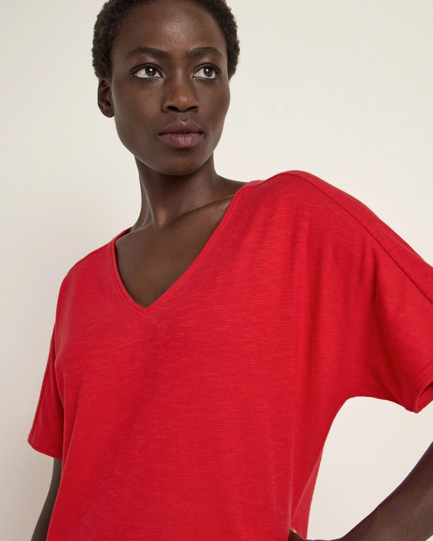 T-Shirt V-Ausschnitt – Ansicht 4