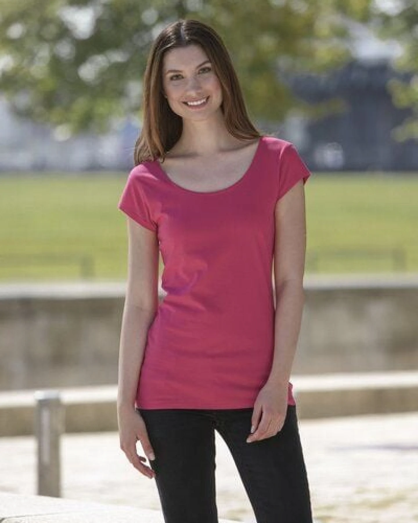 Neutral® - 3FREUNDE Frauen Rundhals T-Shirt – Ansicht 2