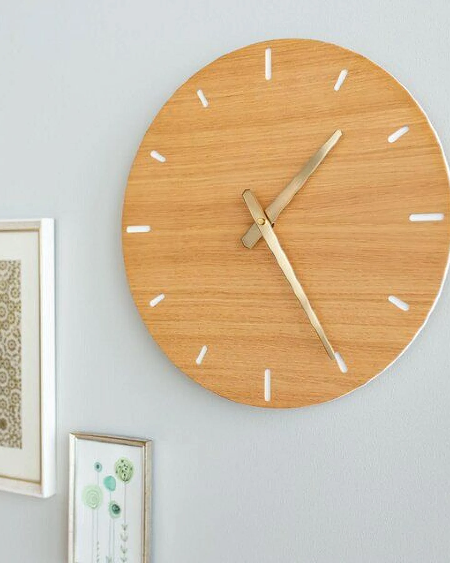 klotzaufklotz Wanduhr Furnier – Ansicht 2