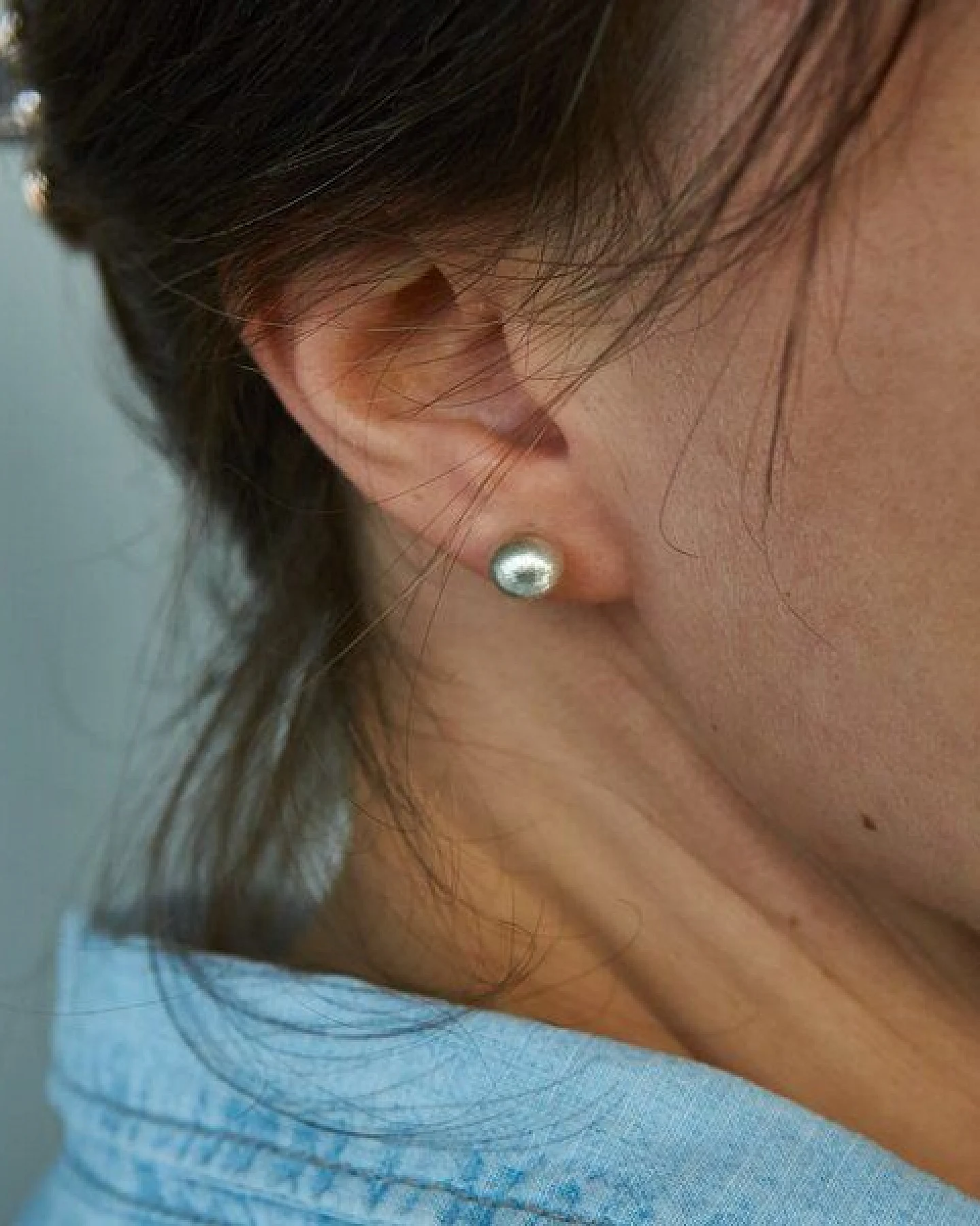 pakilia Silber Ohrstecker Kugel Fair-Trade und handmade – Ansicht 3