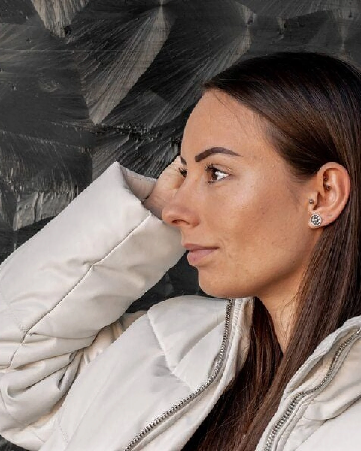 pakilia Silber Ohrstecker Blume Kugel Fair-Trade und handmade – Ansicht 4