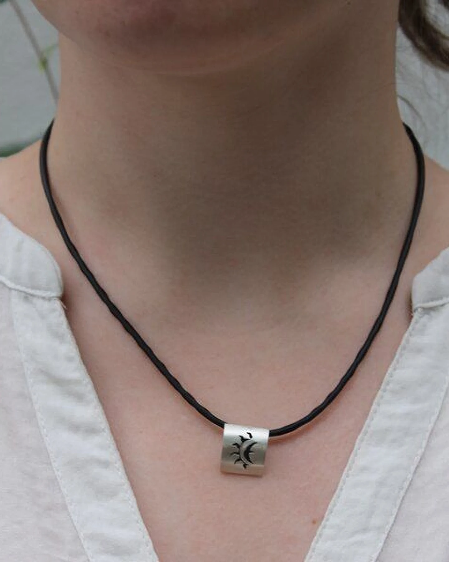 pakilia Silber Kette Sonne Fair-Trade und handmade – Ansicht 3