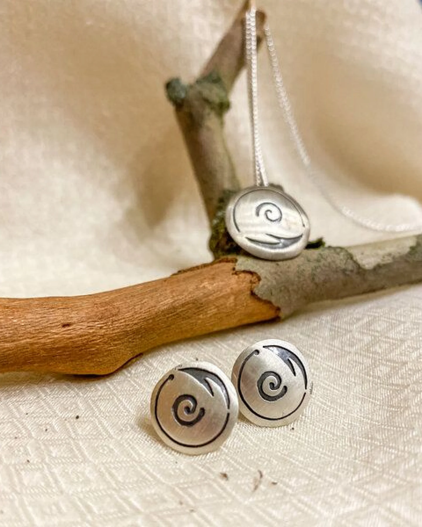Silber Ohrringe pakilia Fair-Trade und handmade – Ansicht 2