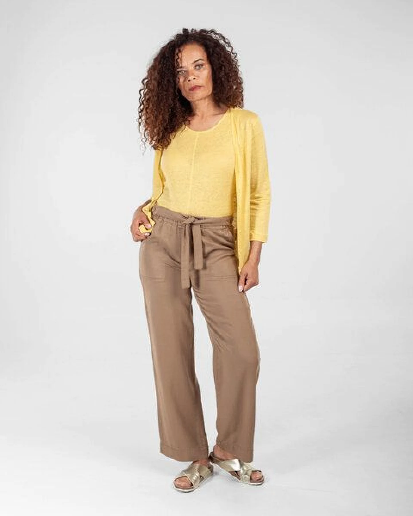 Alma & Lovis Leinentop aus Leinen-Jersey – Ansicht 2
