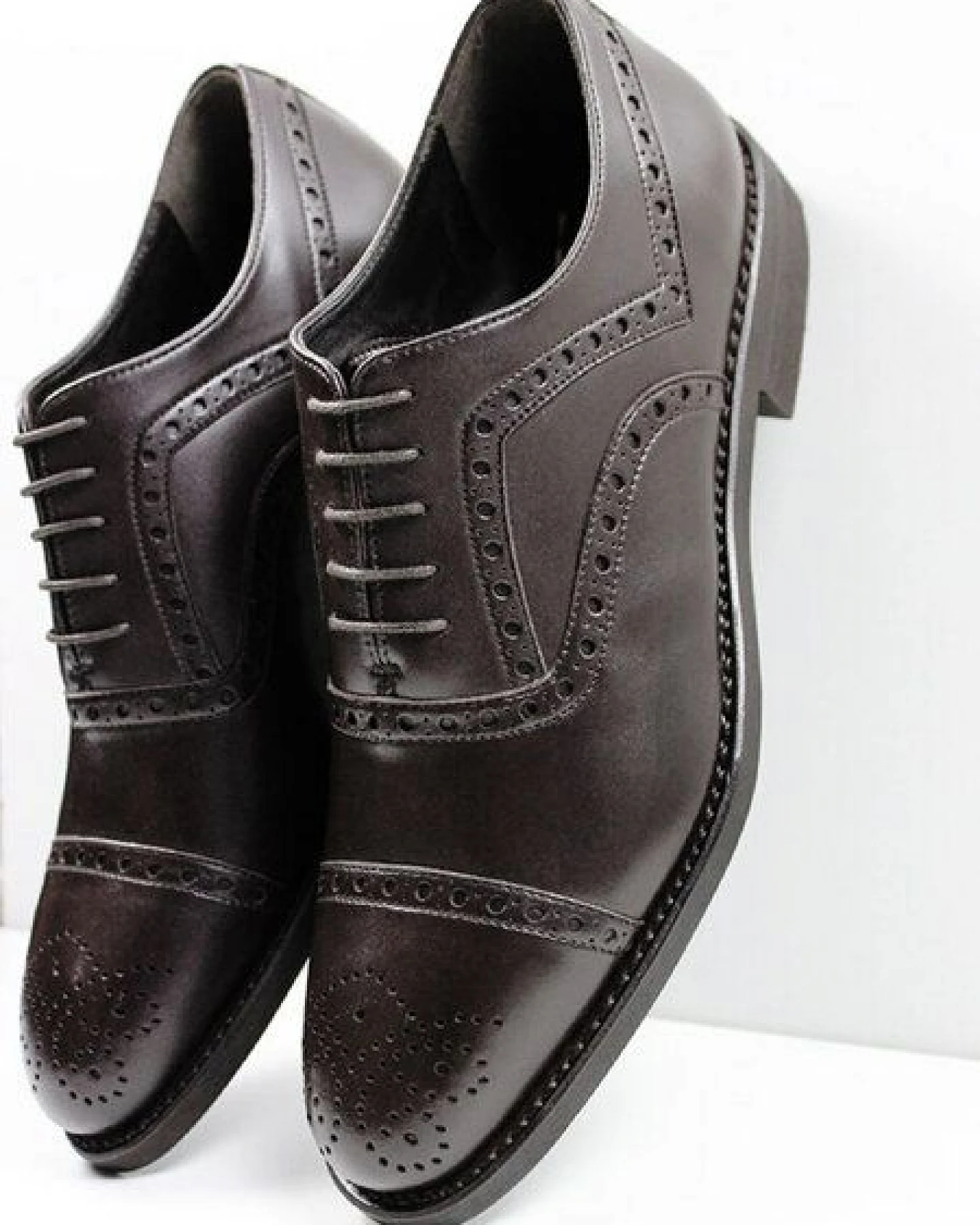 Will's Vegan Shop Goodyear Welt Brogues Dunkelbraun Herren – Ansicht 2
