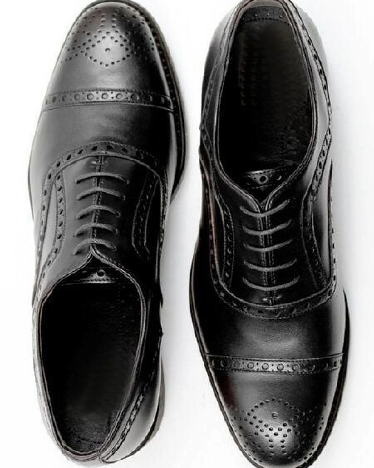 Will's Vegan Shop Goodyear Welt Brogues Schwarz Herren – Ansicht 3