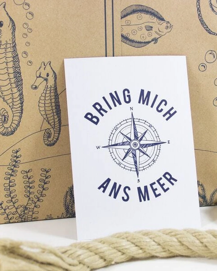 Bow & Hummingbird Postkarte Bring mich ans Meer