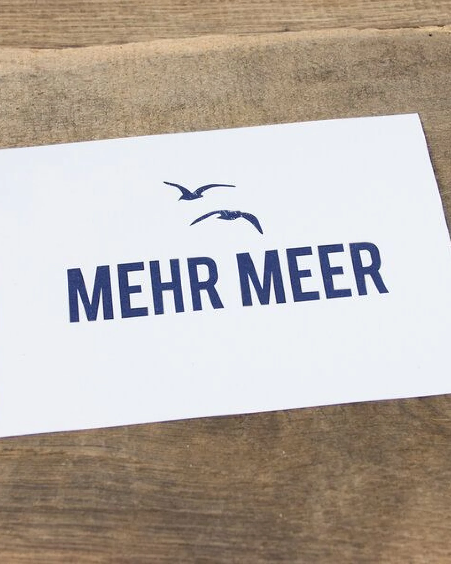 Bow & Hummingbird Postkarte Mehr Meer – Ansicht 2