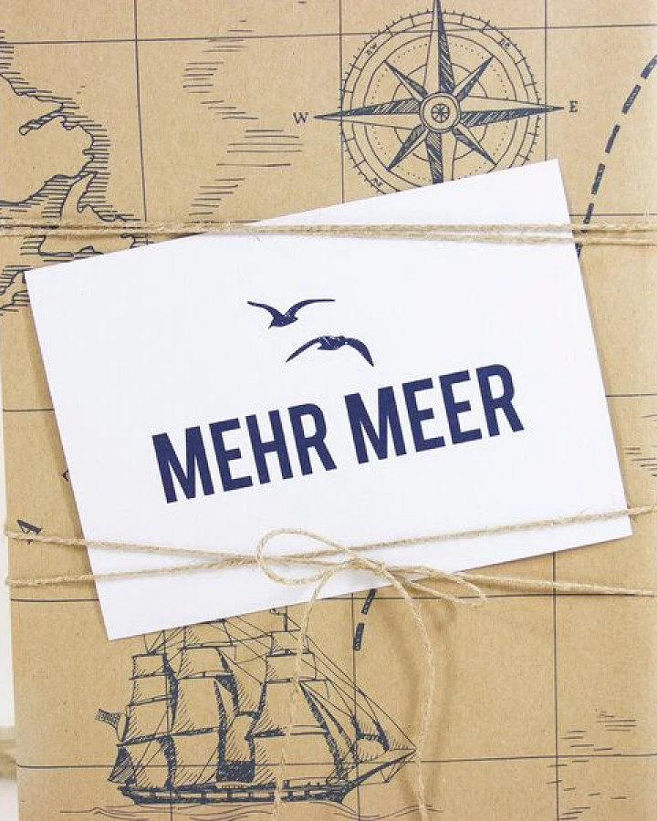 Bow & Hummingbird Postkarte Mehr Meer