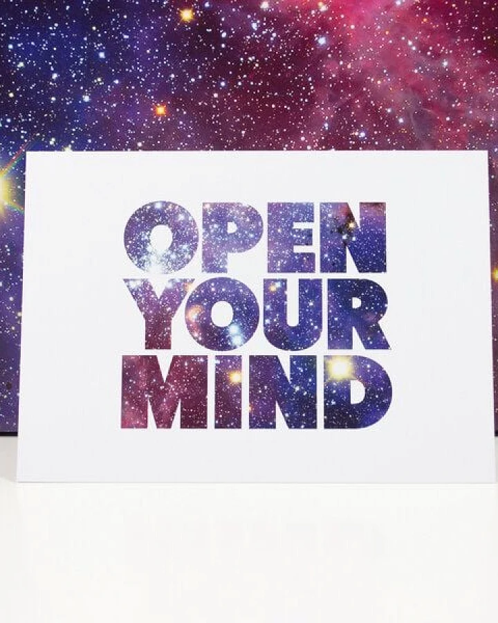 Bow & Hummingbird Postkarte "Open your mind"