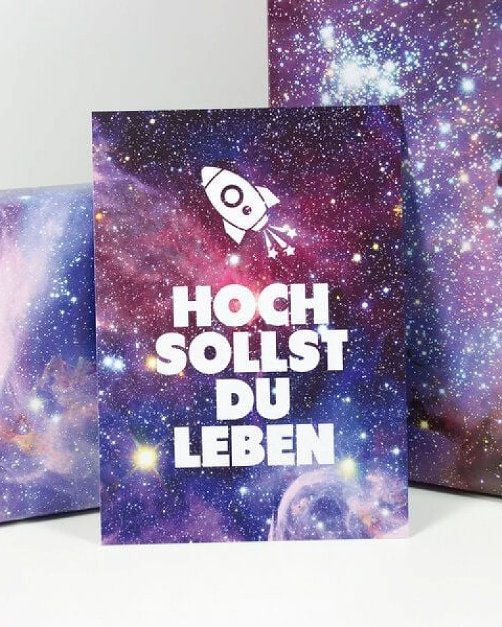 Bow & Hummingbird Postkarte "Hoch sollst Du leben"