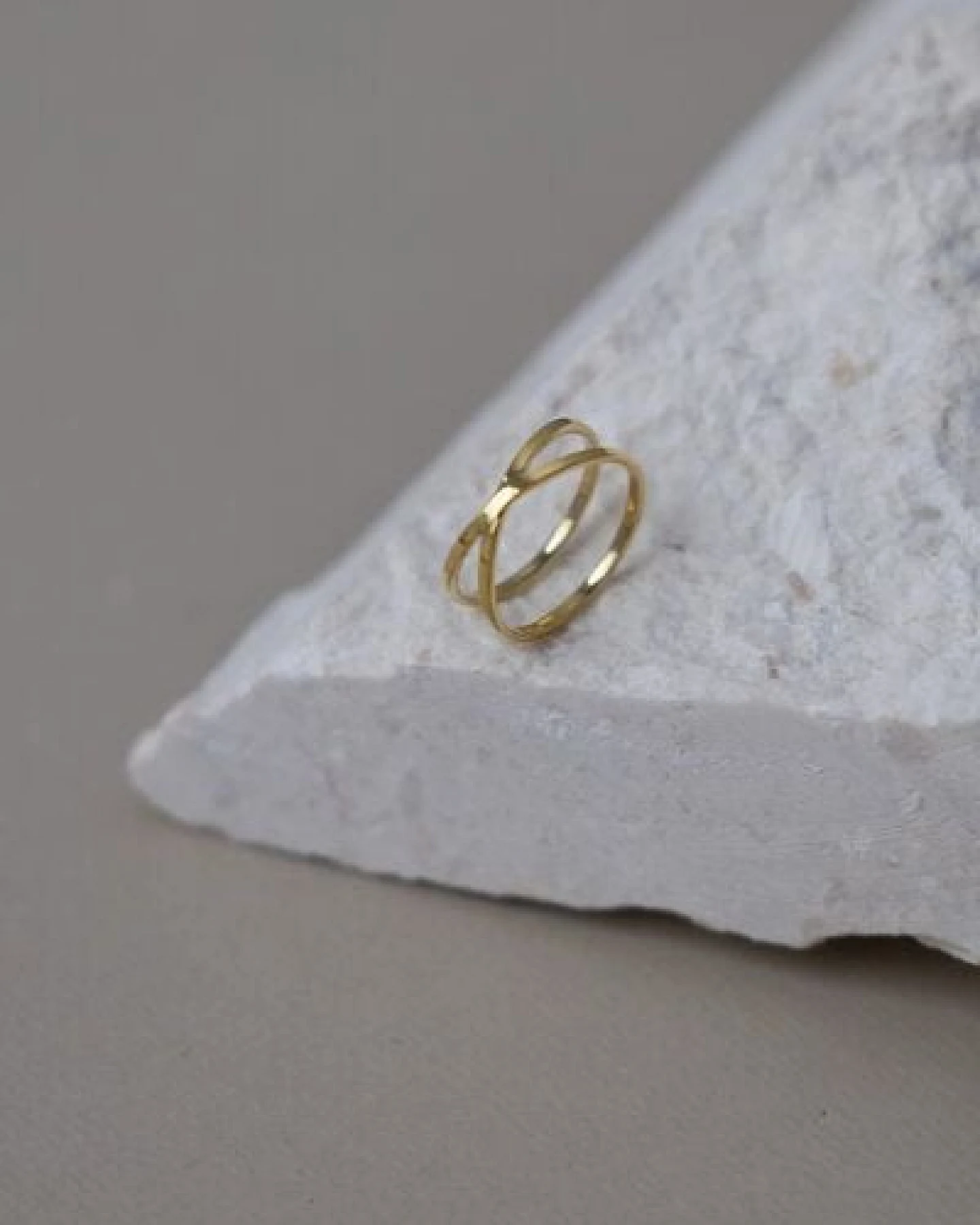 Jyoti - Fair Works Ring Karana Messing/ Silber – Ansicht 4