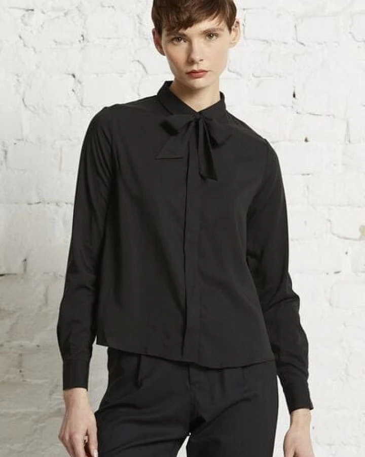 Wunderwerk Damen Blouse aus 100% Lyocell "TENCEL bow blouse"