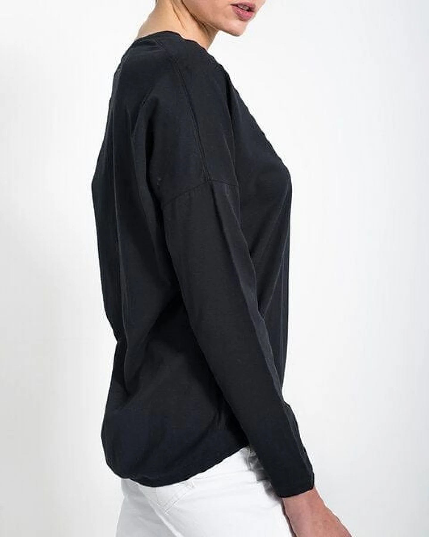 Alma & Lovis Oversized Langarmshirt aus Bio-Baumwolle – Ansicht 2