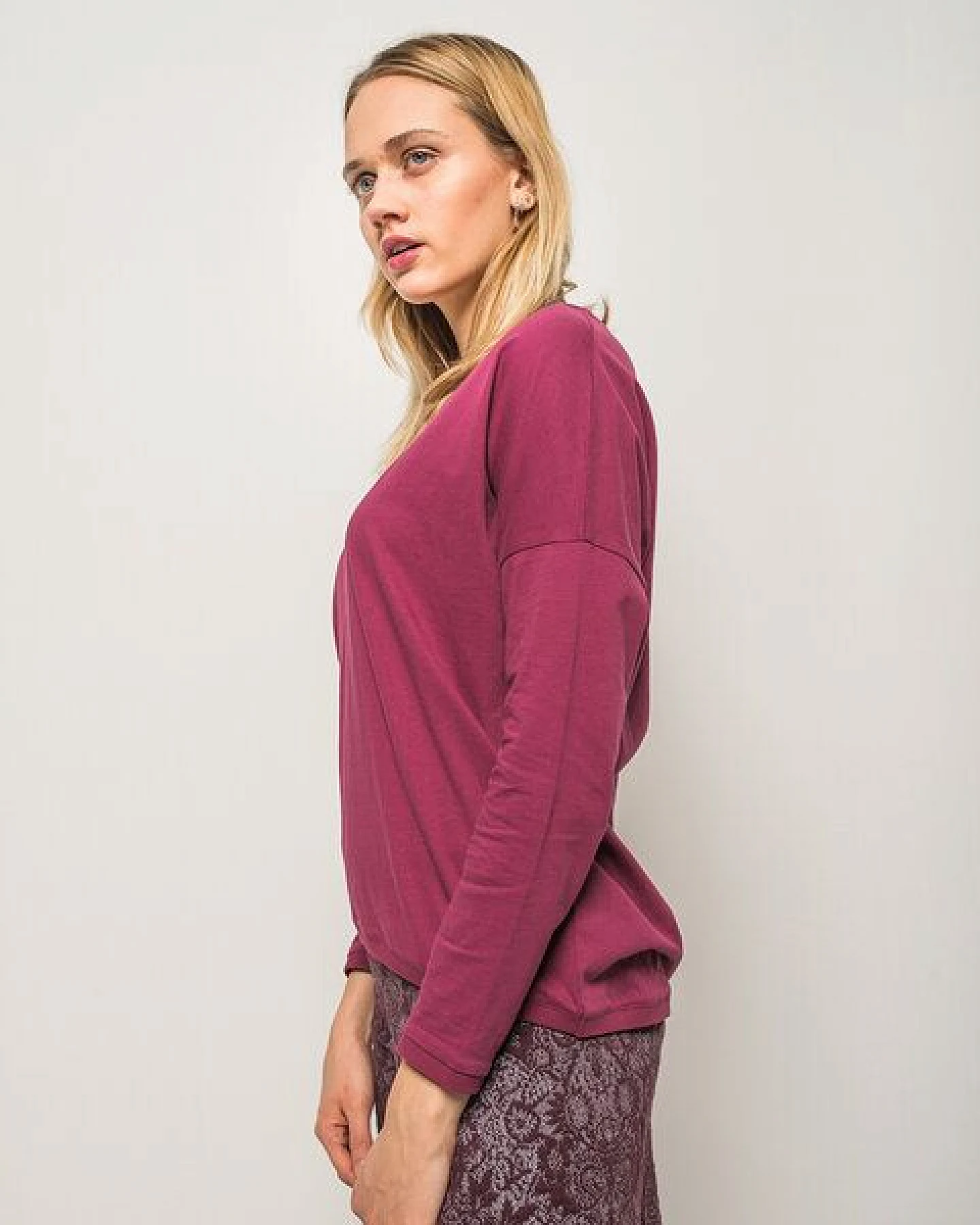 Alma & Lovis Oversized Langarmshirt aus Bio-Baumwolle – Ansicht 2
