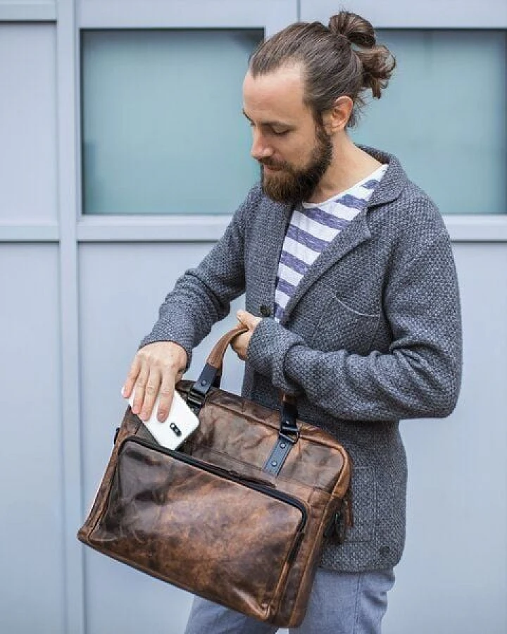 manbefair LAPTOPTASCHE SAM leder smokey braun