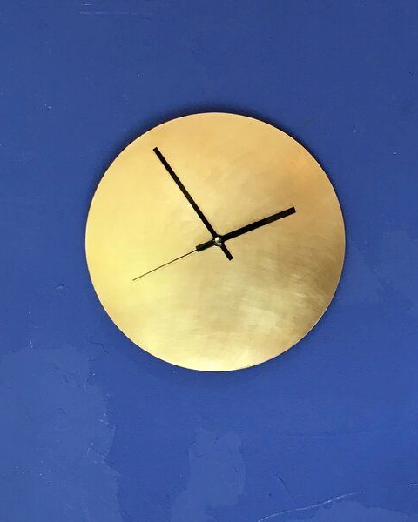 Calvill Lautlose Wanduhr aus reinem Messing – Ansicht 2
