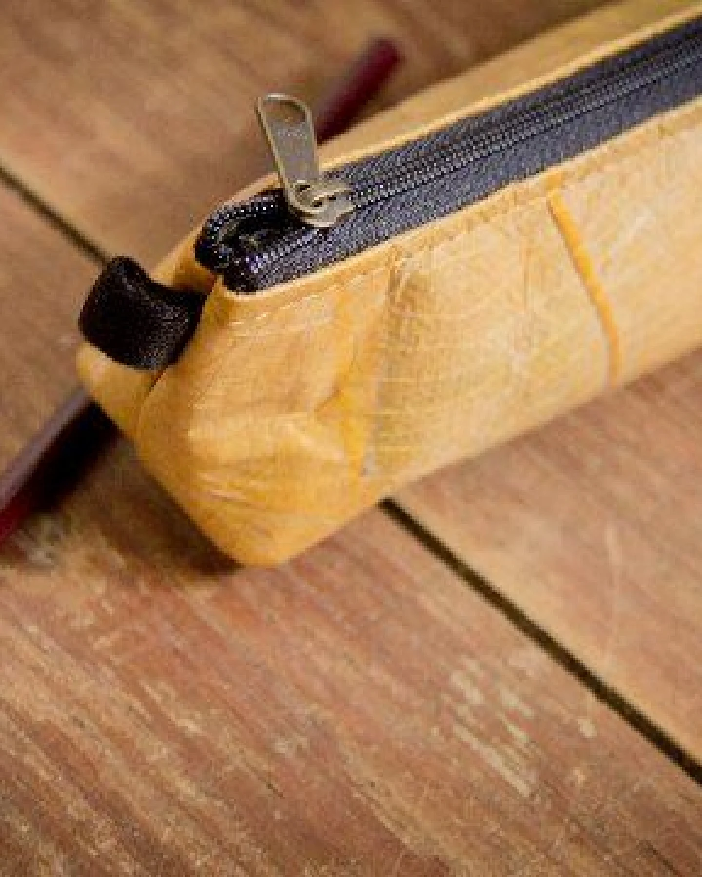 BY COPALA Federmappe Etui aus recycelten Blättern - Vegan, laminiert – Ansicht 2