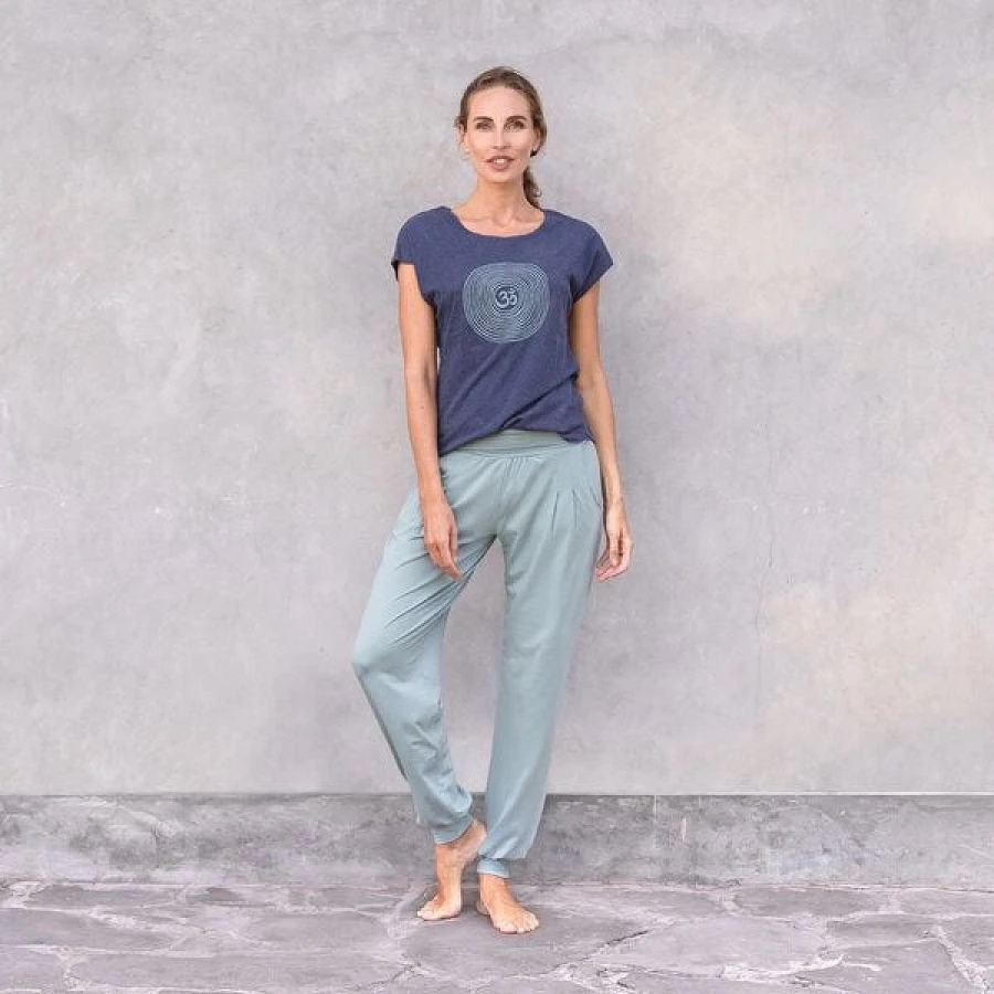 Blau