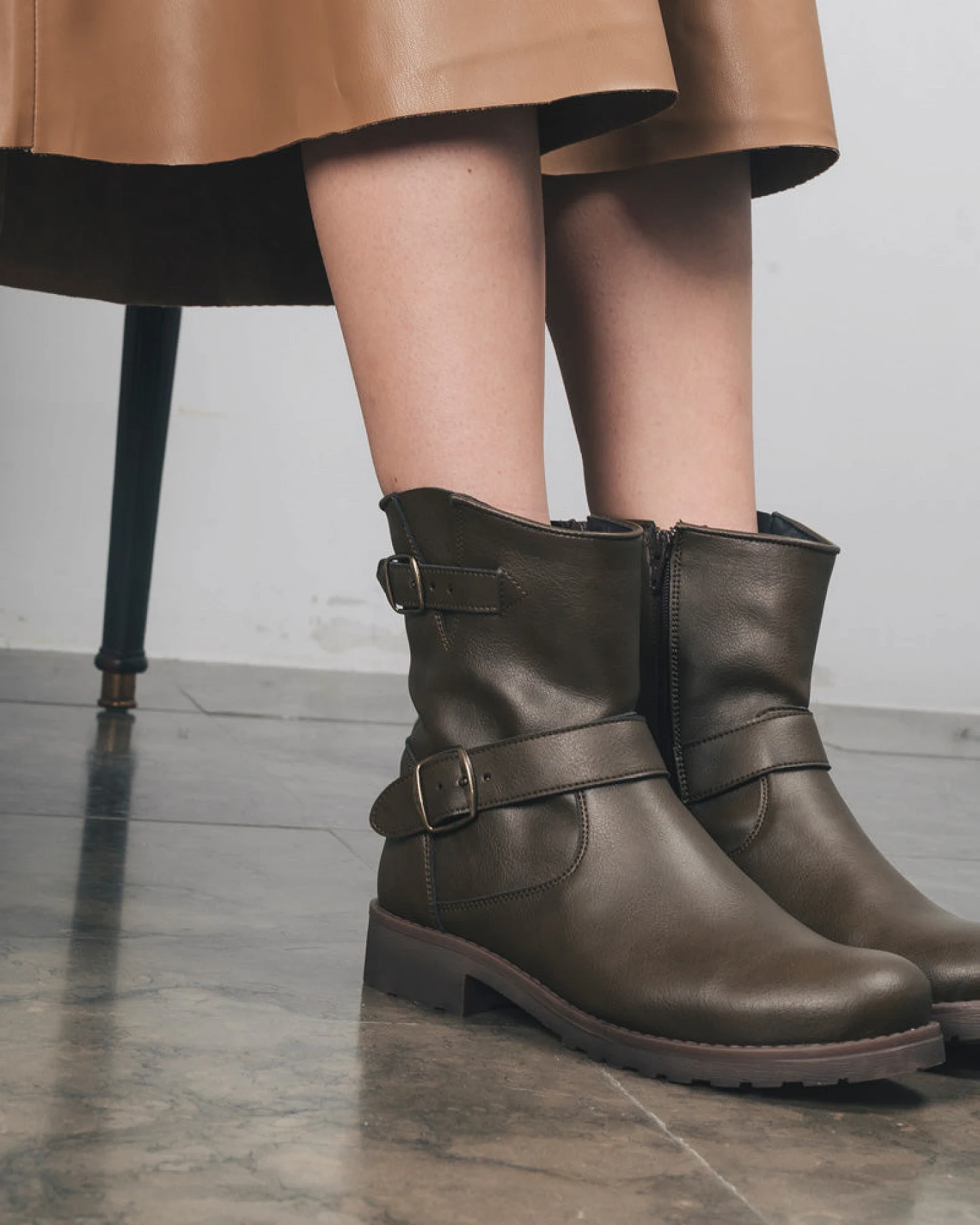 NAE Damen vegan Biker Boots Odet Grün – Ansicht 2