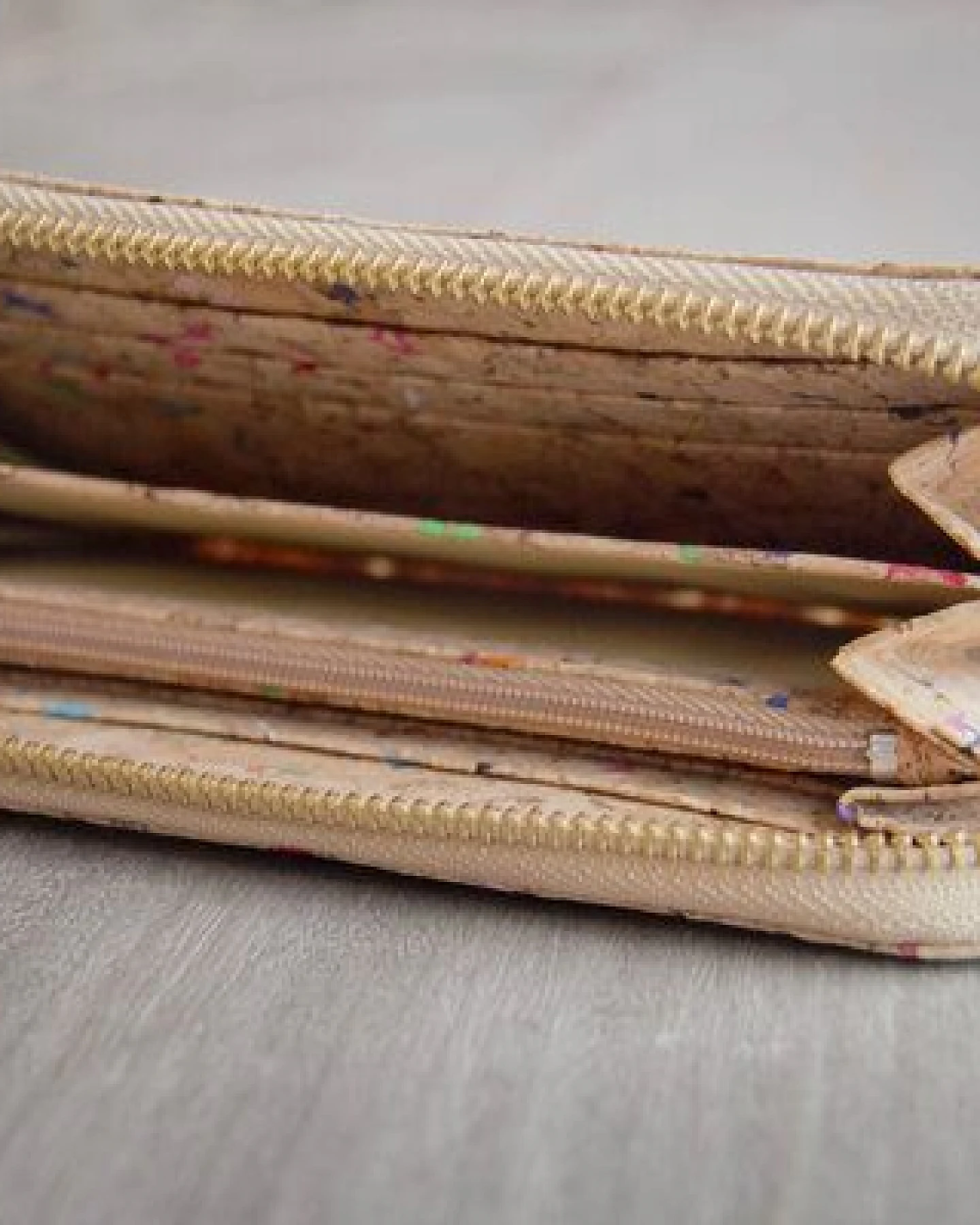 BY COPALA Portemonnaie - Wallet, Vegan Cork, Brieftasche aus Kork mit Zipper – Ansicht 2
