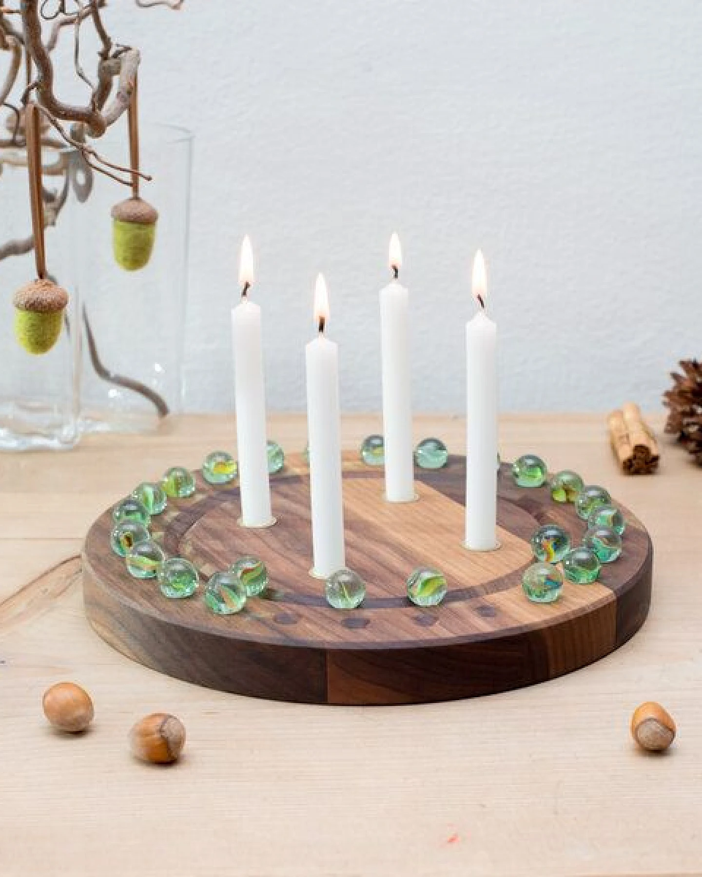 klotzaufklotz Adventskalender und Adventskranz mit Baumkerzen – Ansicht 2
