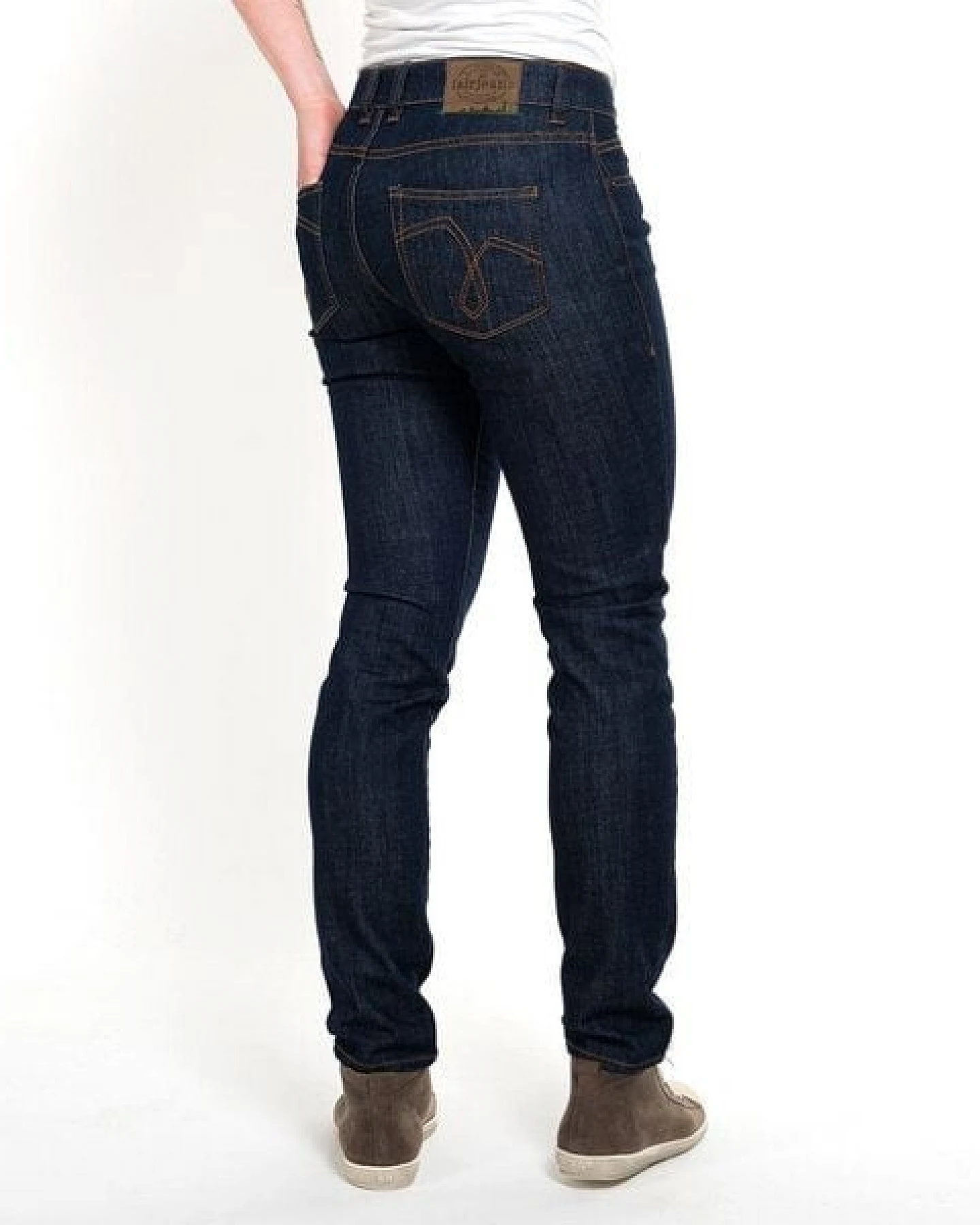 fairjeans dunkelblaue Jeans SLIMMY NAVY, schmales, anliegendes Bein, mittelhoher Bund, aus Bio-Cotton – Ansicht 4