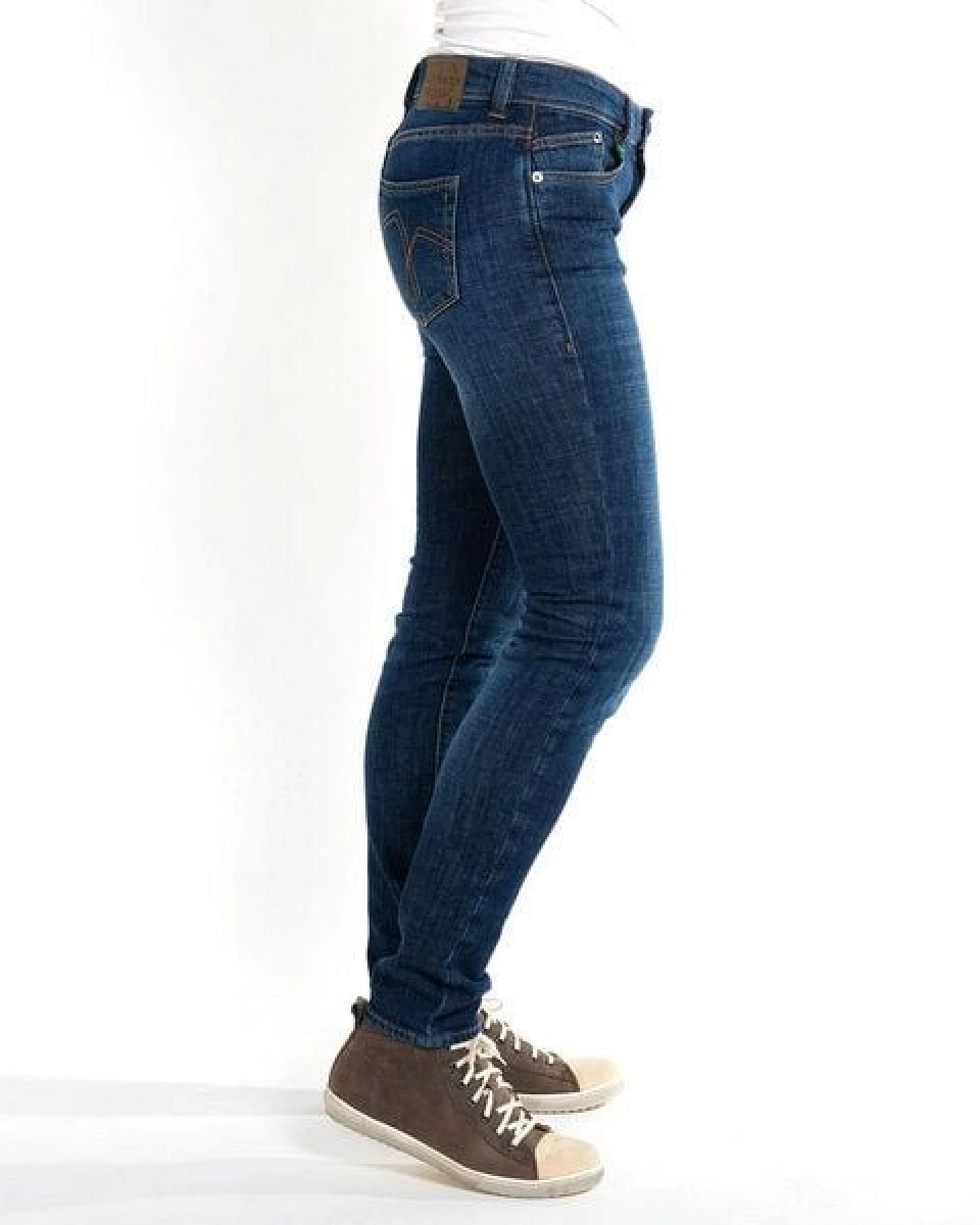 fairjeans schmale Jeans SLIMMY WAVES, mit mittelhohem Bund und Waschung, aus Bio-Baumwolle – Ansicht 3