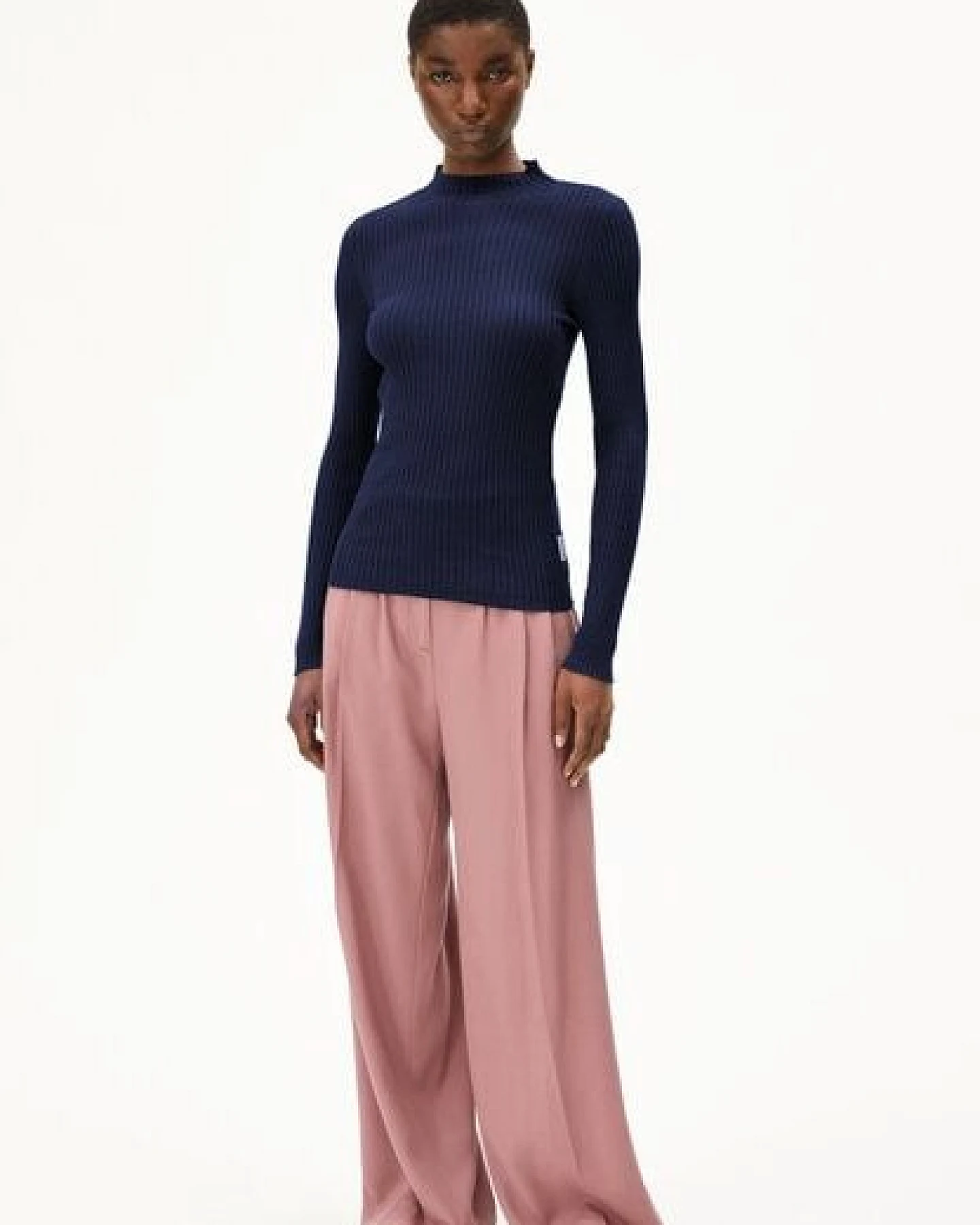 ARMEDANGELS ALAANIA Damen Pullover Slim Fit aus Bio-Baumwolle – Ansicht 4