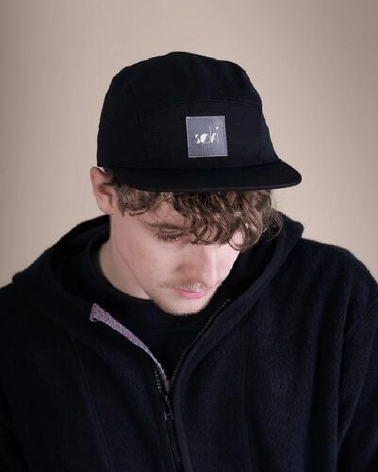 soki 5-Panel Cap aus Bio-Baumwolle schwarz – Ansicht 3