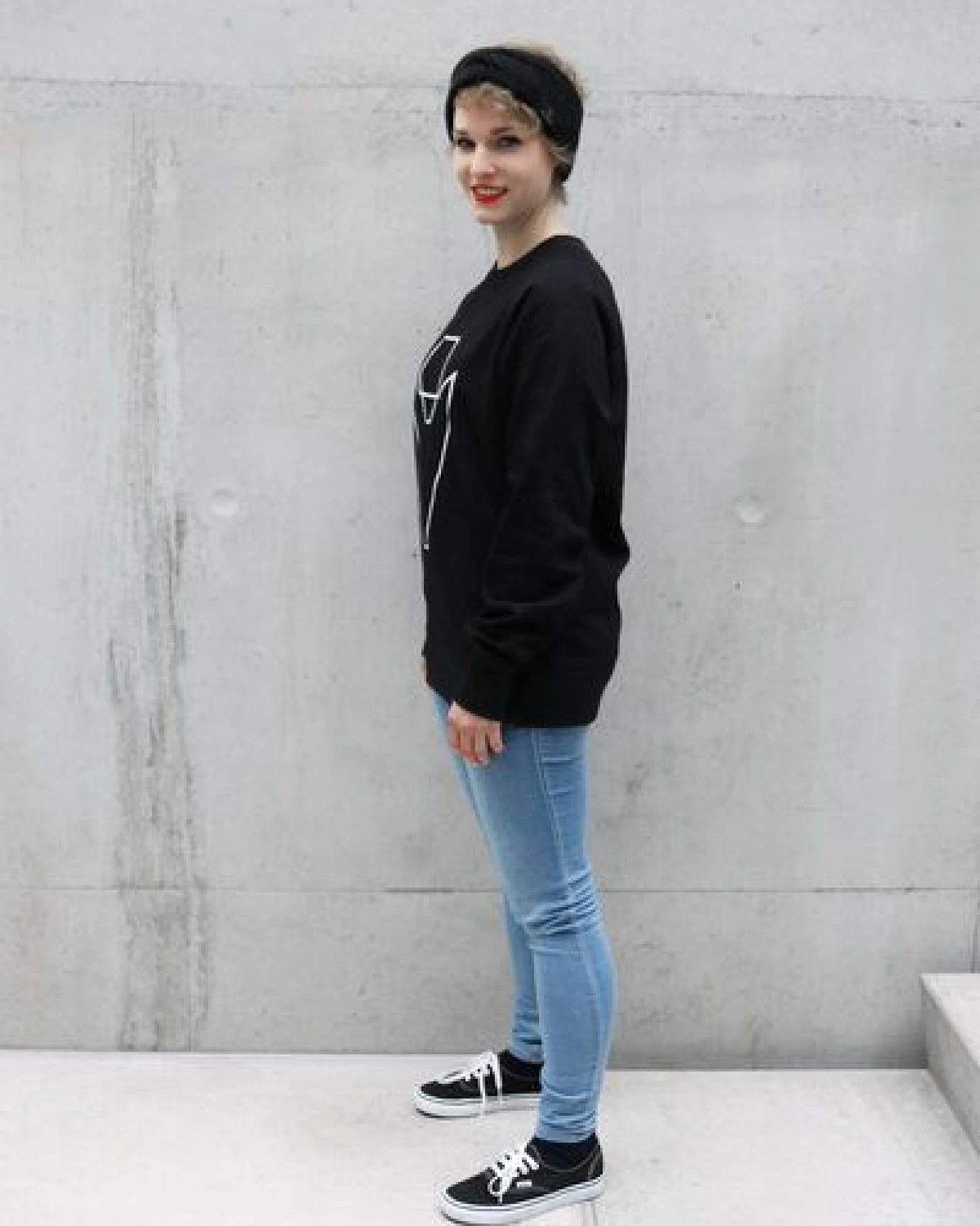 Pullover Grafikherz Unisex black VEROIKON – Ansicht 3