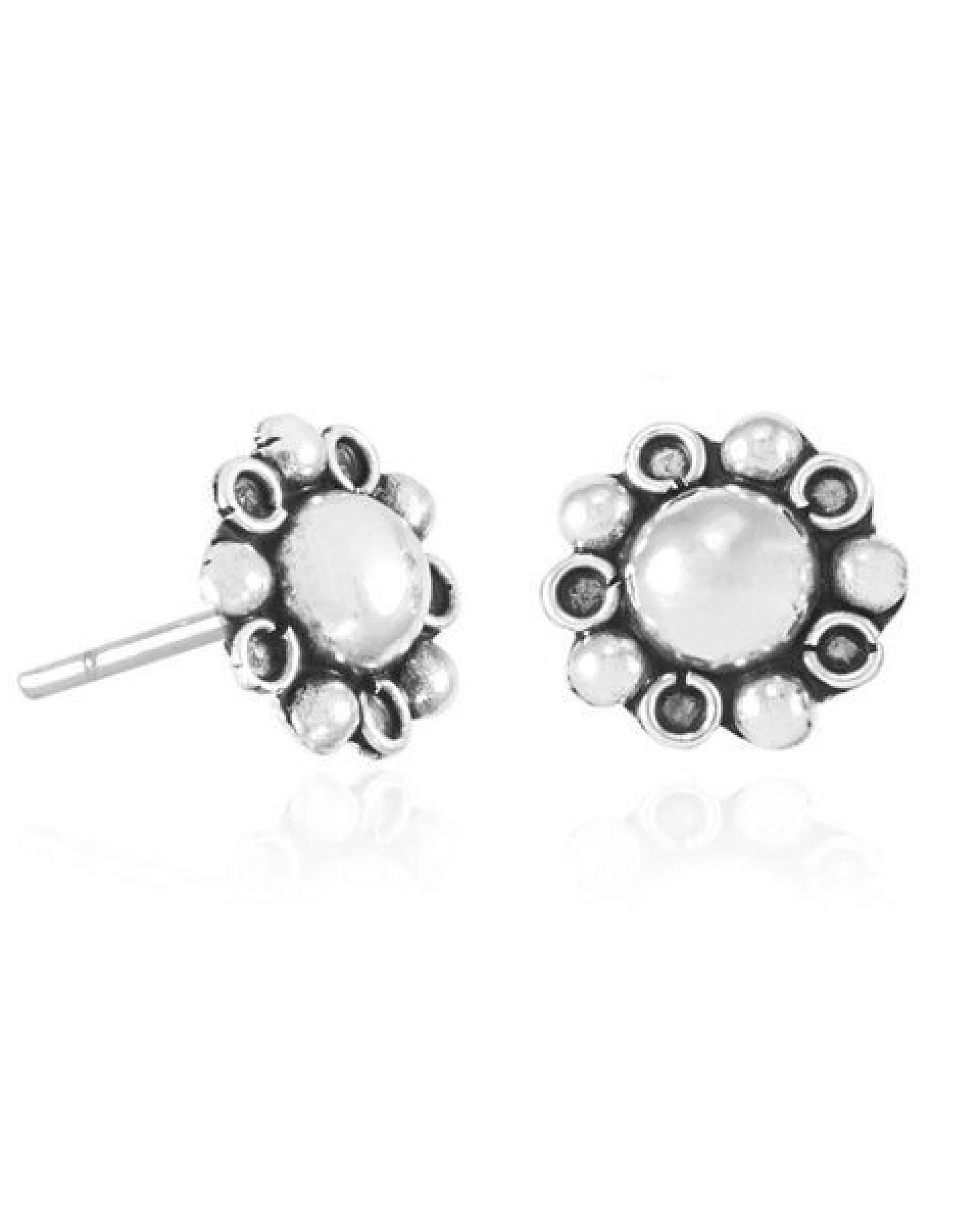 pakilia Silber Ohrstecker Blümchen Fair-Trade und handmade – Ansicht 2