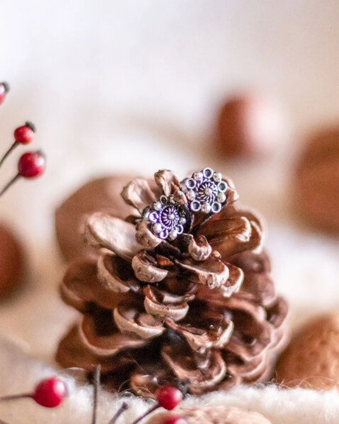 pakilia Silber Ohrstecker Kugel Kordel Fair-Trade und handmade – Ansicht 4