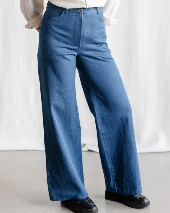 Jyoti - Fair Works Damen vegan Hose Tushar Denim Blau