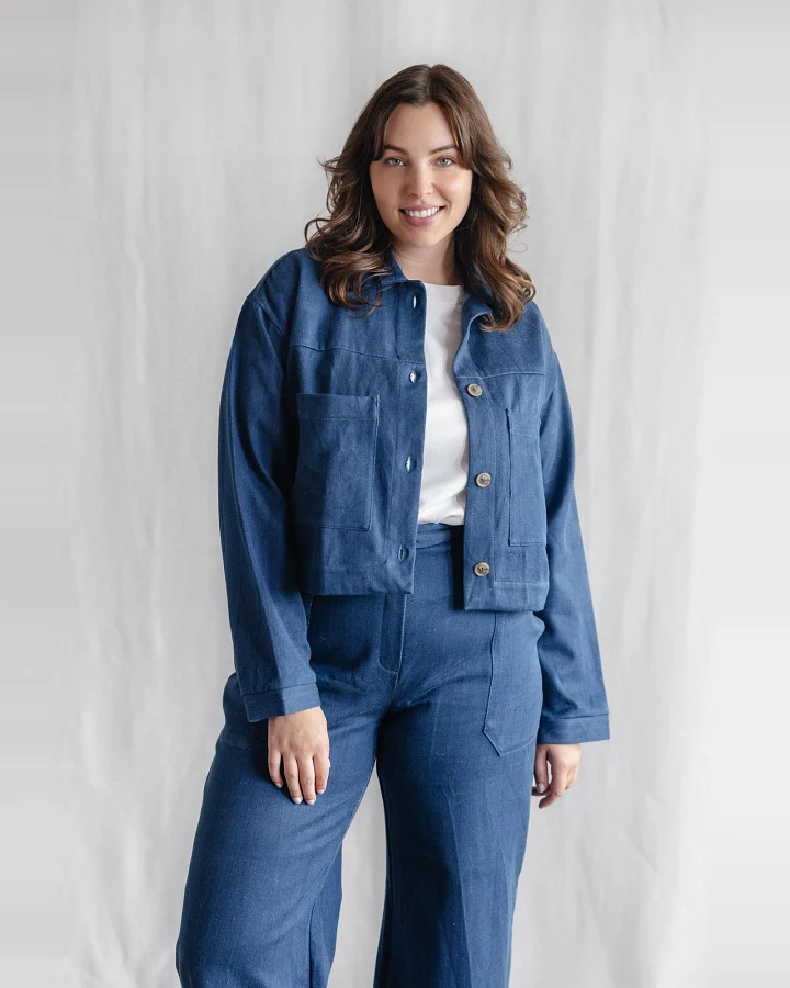 Jyoti Fair Works Damen vegan Kurzjacke Mayur Denim Blau
