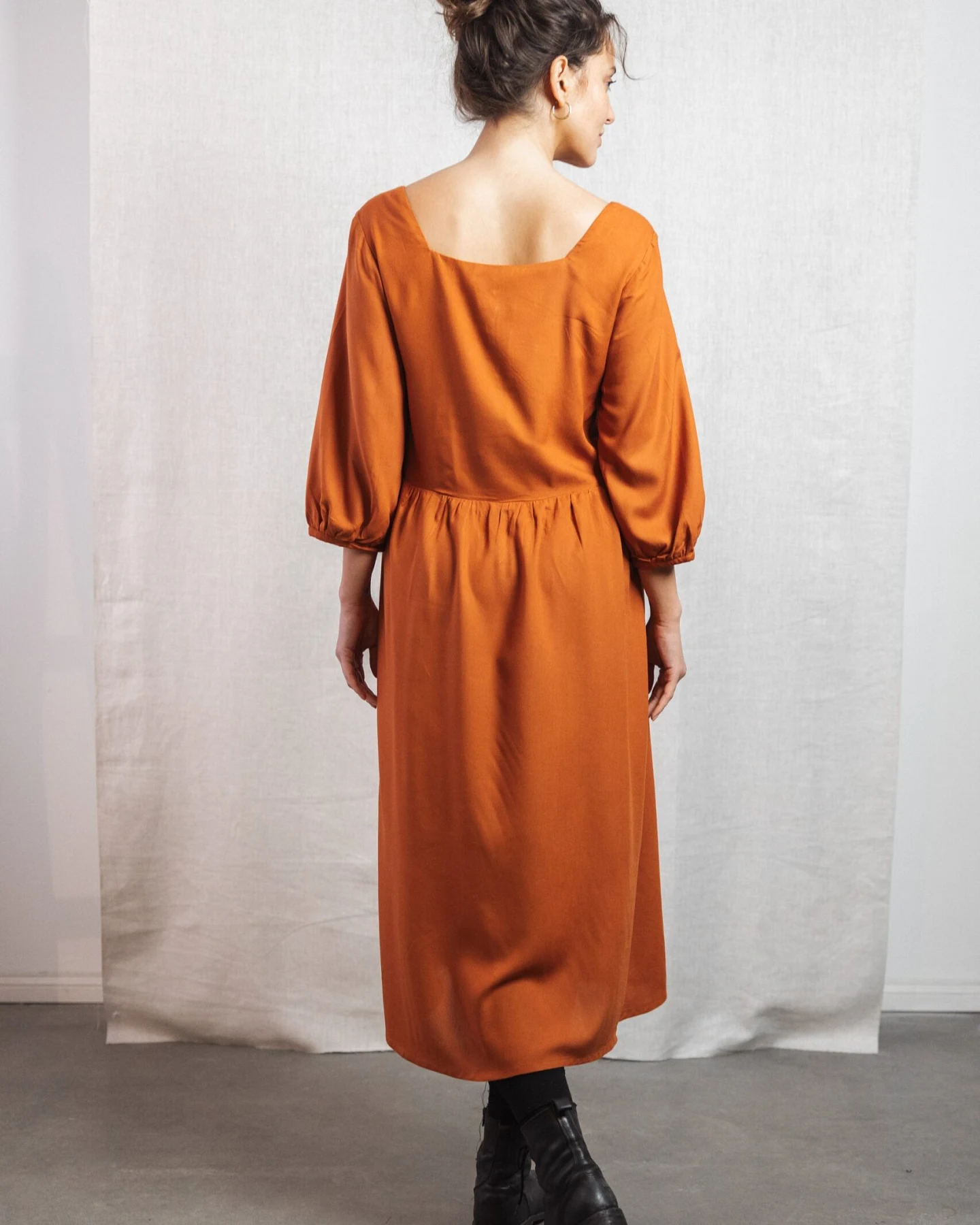 Jyoti Fair Works Damen vegan Kleid Rachana Rost – Ansicht 2