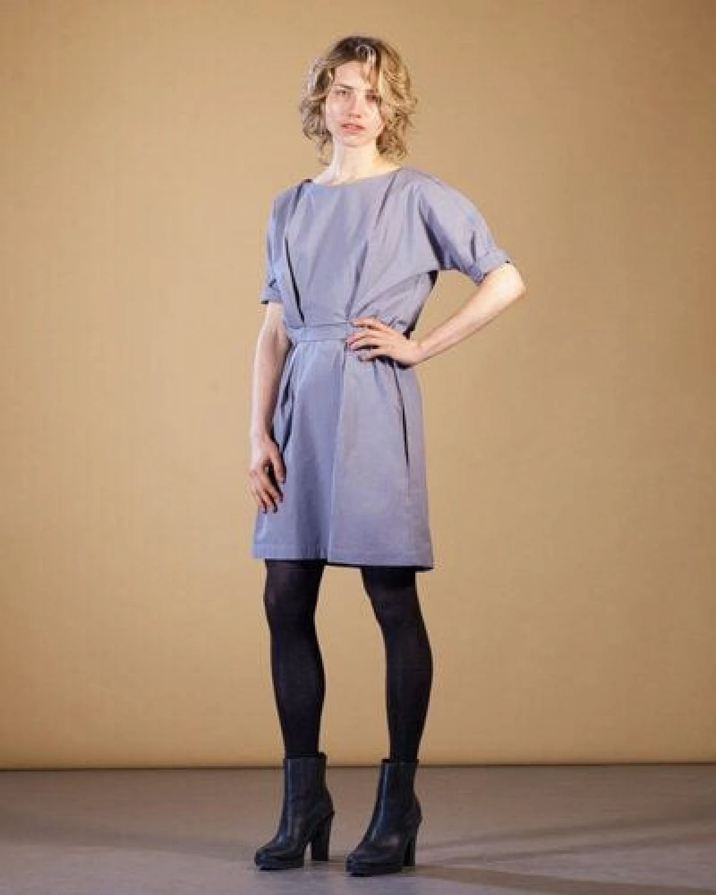 FORMAT NEAT Kleid – Ansicht 2