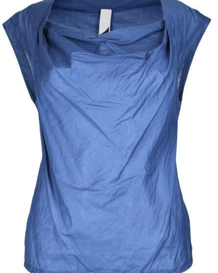 Blau