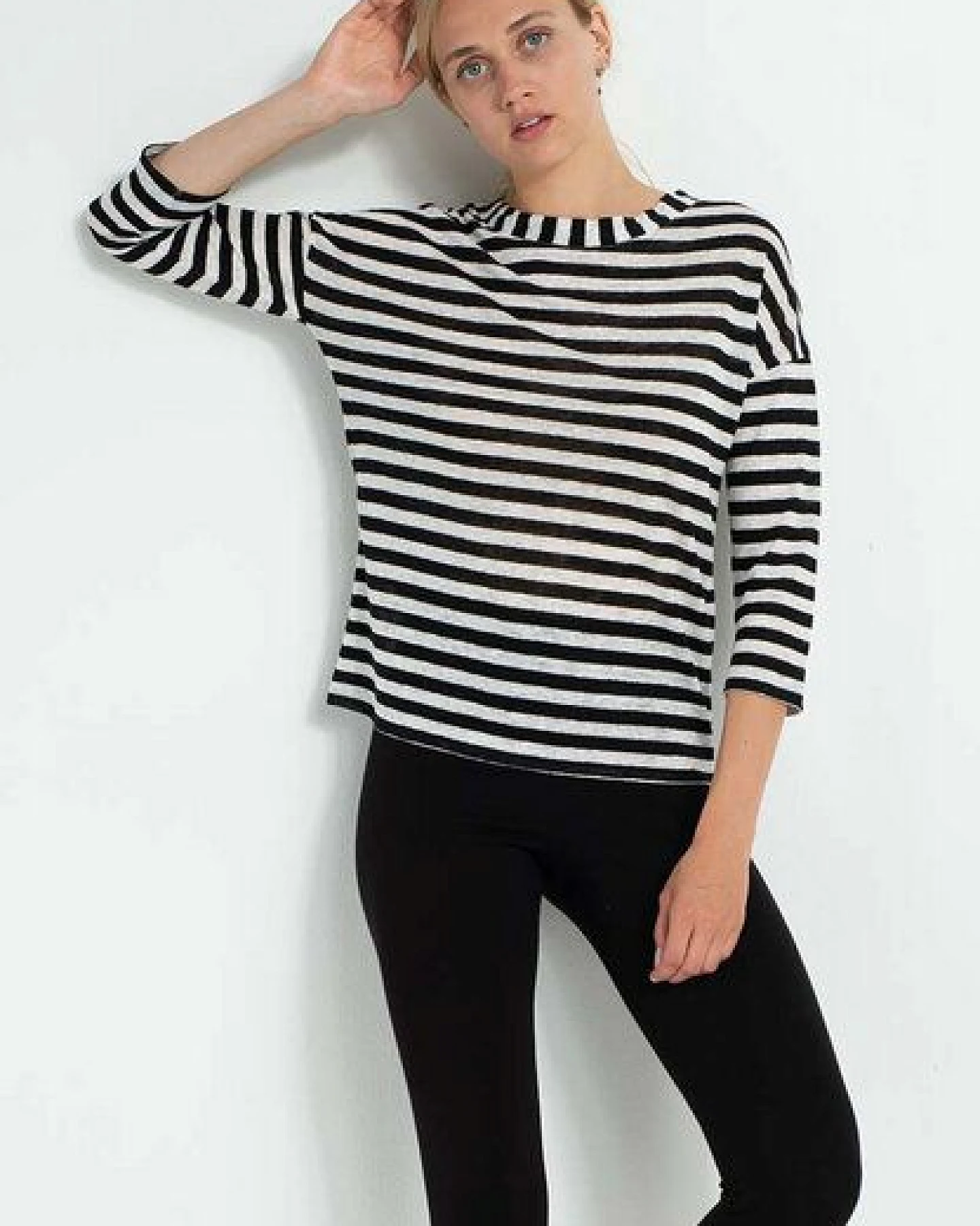 Alma & Lovis Leinenshirt im Regular-Fit aus Leinen – Ansicht 3