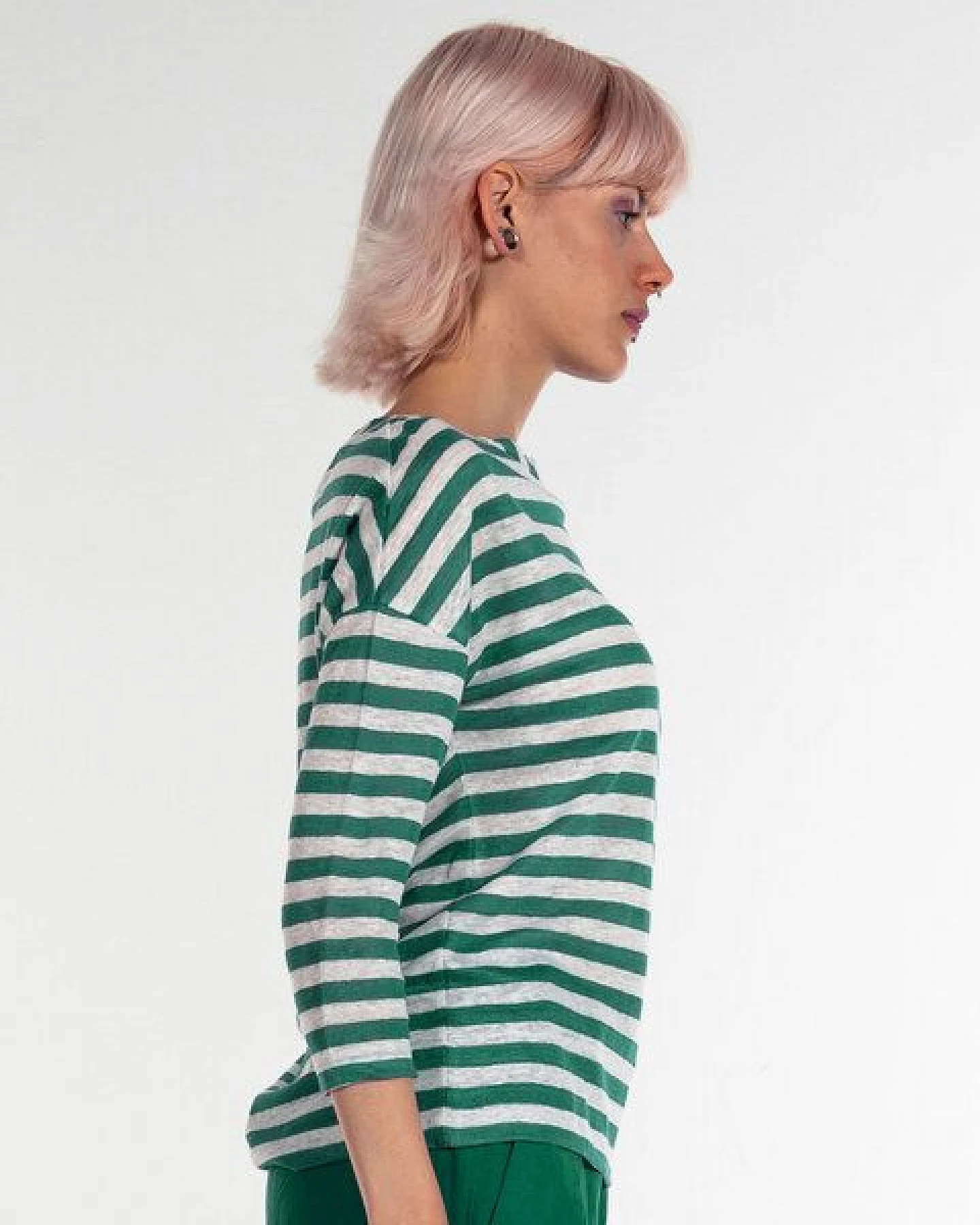 Alma & Lovis Leinenshirt im Regular-Fit aus Leinen – Ansicht 3