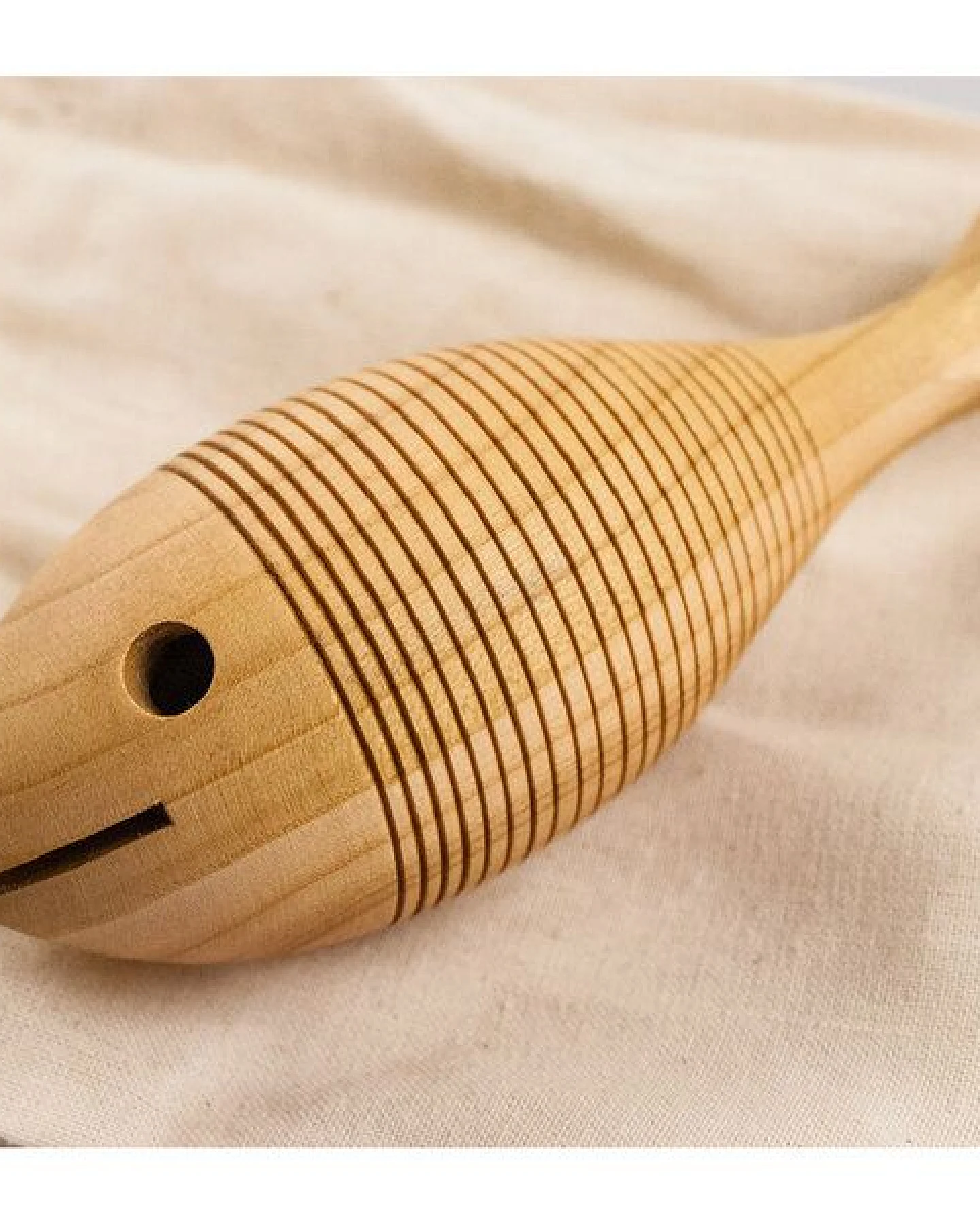 4betterdays Urfisch, Holz-Greifling aus heimischen Hölzern - 'Fish & Grip' 14x5 cm – Ansicht 3