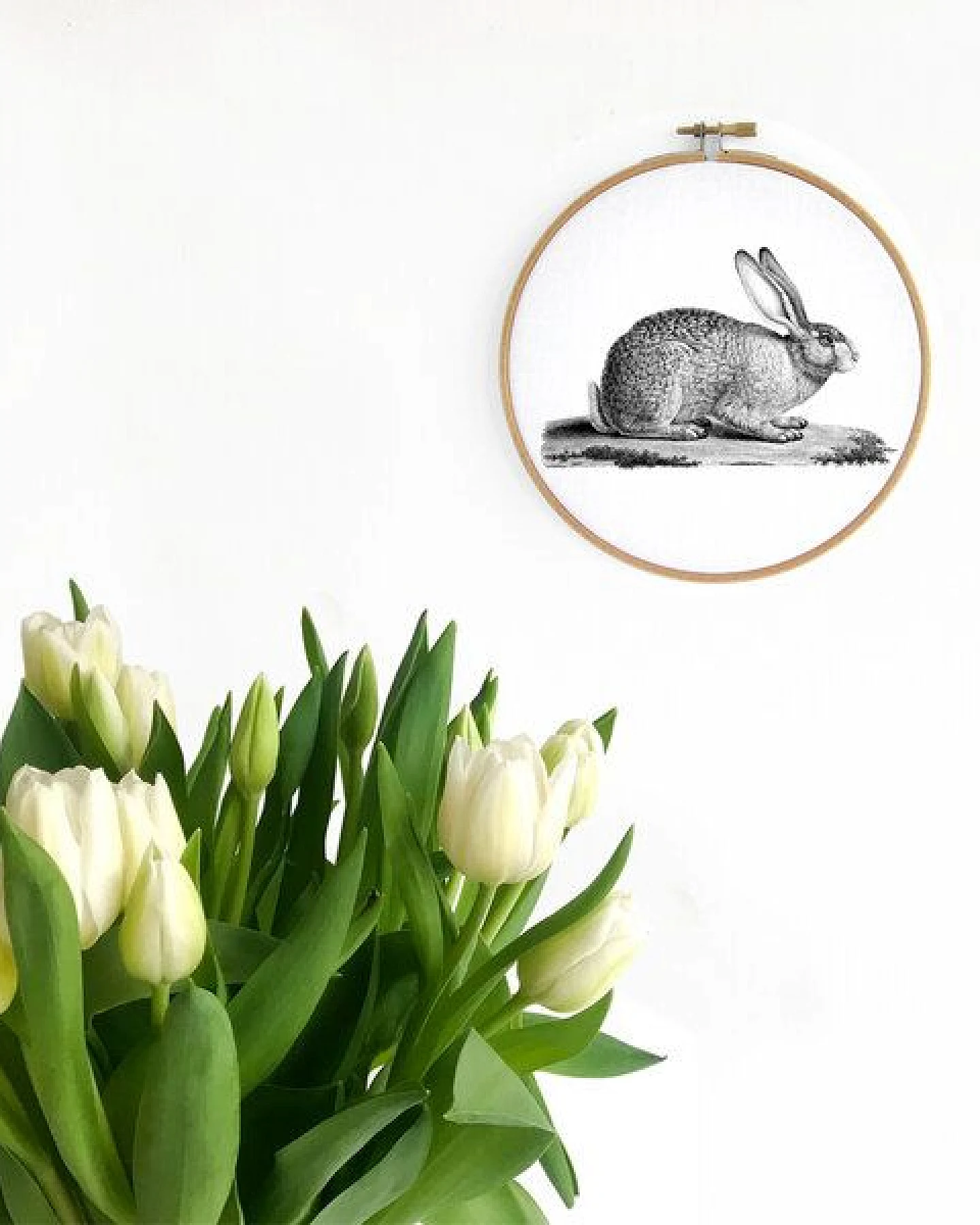 renna deluxe Hase im Stickrahmen – Ansicht 2