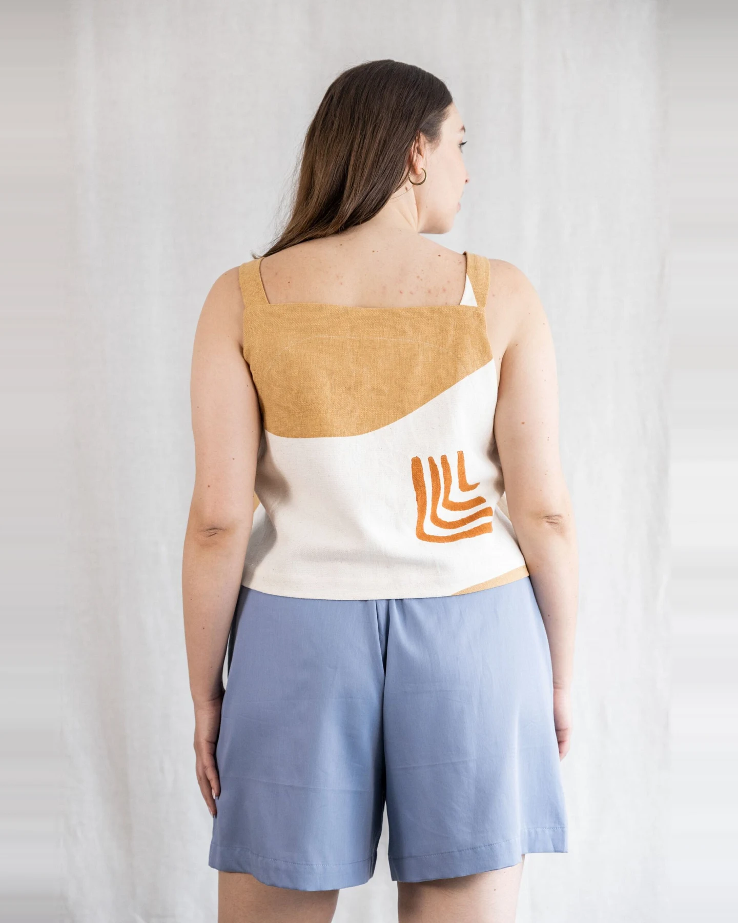 Jyoti - Fair Works Damen vegan Shorts Sitaar Blau – Ansicht 2