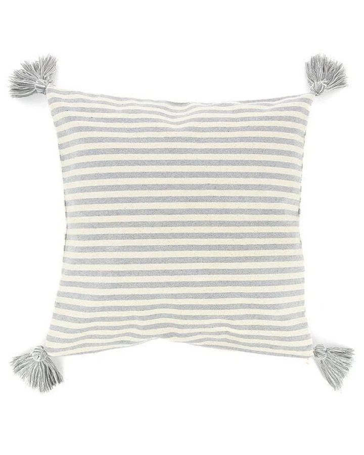 GLOBO Fair Trade Kissenbezug mit Quasten aus Recycling-Jeansstoff