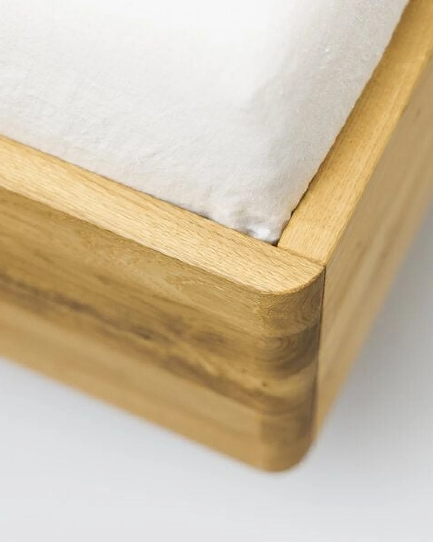 ekomia Bett Schöneberg Minimal aus Wildeiche – Ansicht 3
