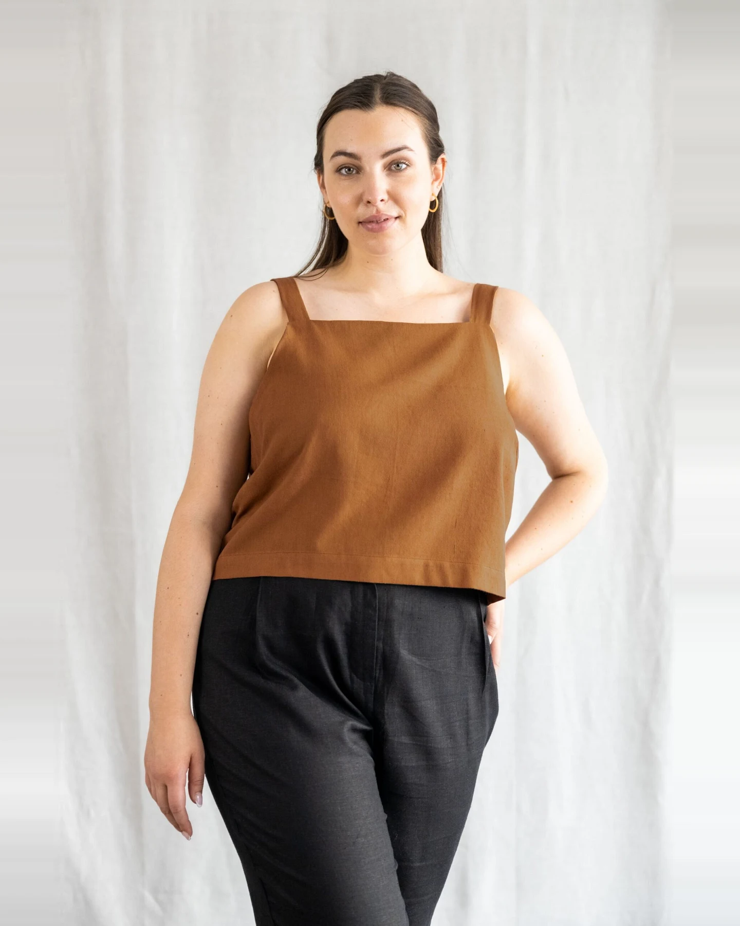 Jyoti Fair Works Damen vegan Top Ruchira Haselnuss – Ansicht 2