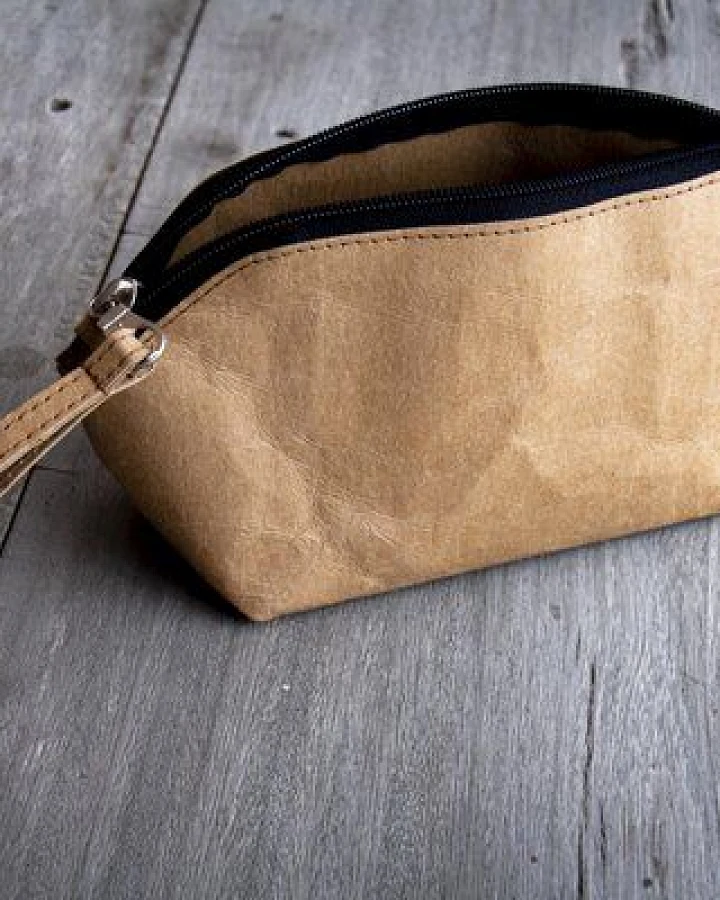 BY COPALA Kraftpapier : Federmappe/ Etui/ Tasche, nachhaltig. Lederoptik